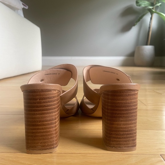 Verali Slide Heels, Tan, Leather,  NWOT - Picture 2 of 4